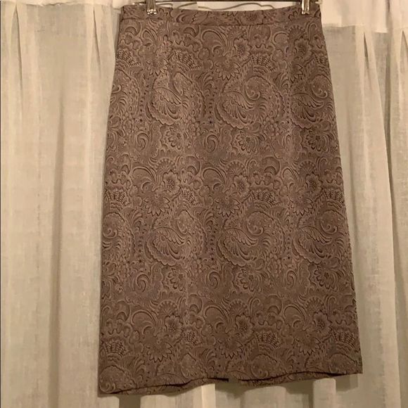 Dresses & Skirts - 10. Vintage Women’s Pencil Skirt in Size 8. Brown
